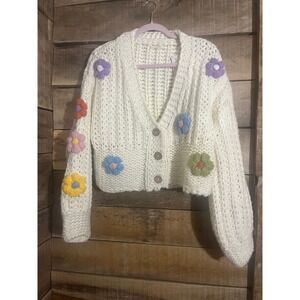 ILLA ILLA Cream Chunky Knit Cropped nwt  Floral Applique Button Down Size S M